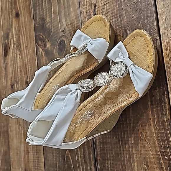 patrizia Shoes - PATRIZIA by Spring step sz 39 wedge whit strap sandal sz 8